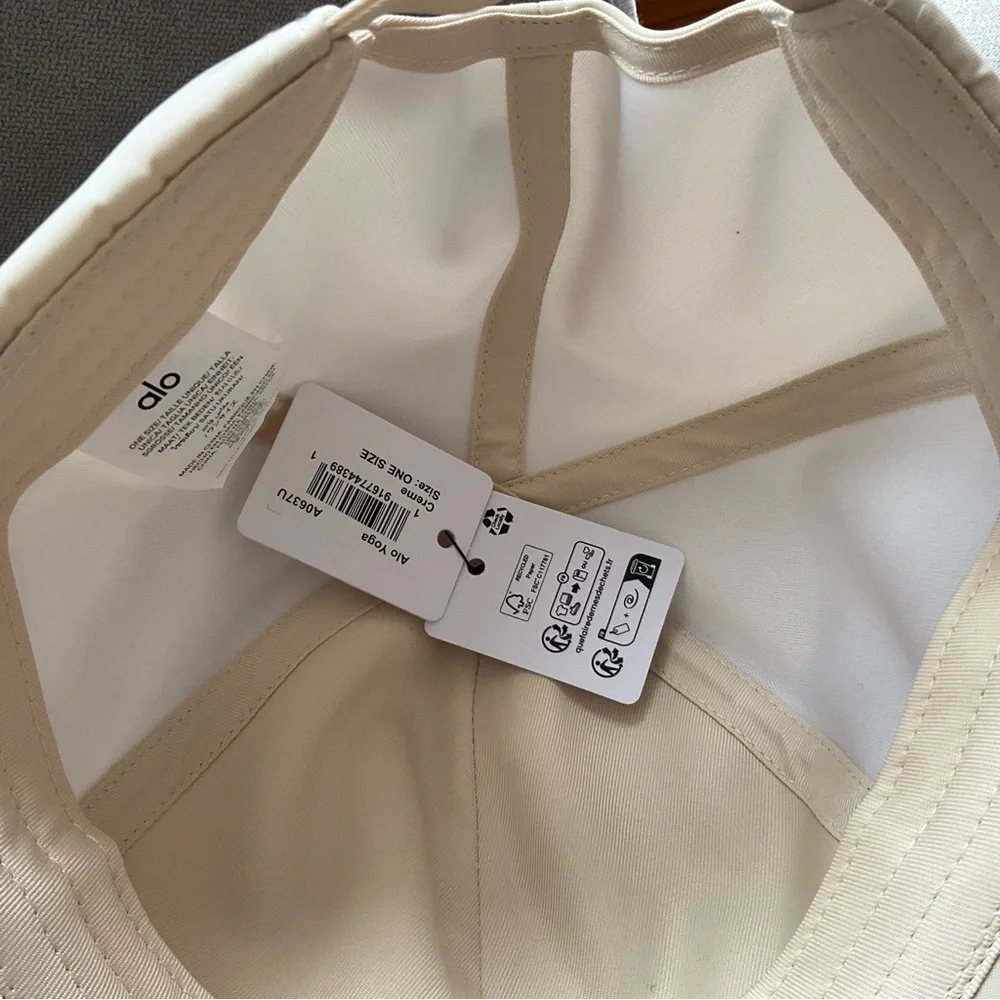 ALO Yoga new tags